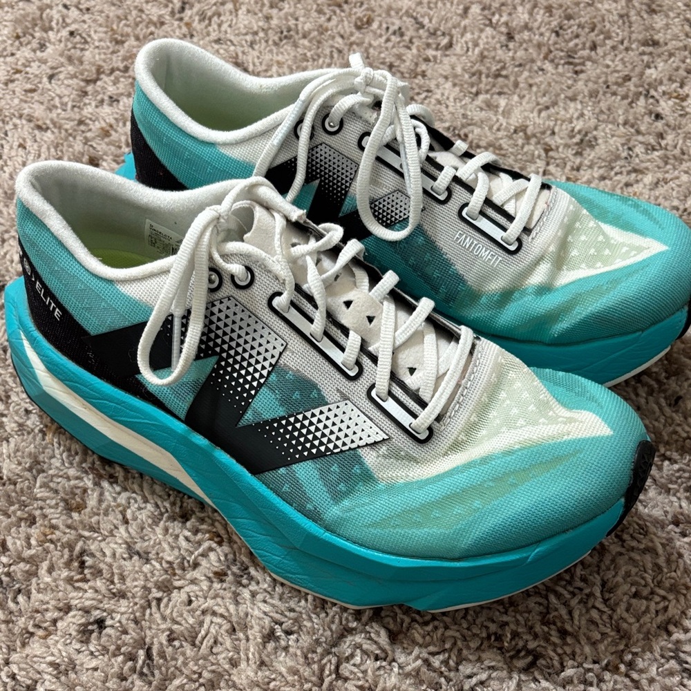 New Balance Women's fuel cell running Shoes
